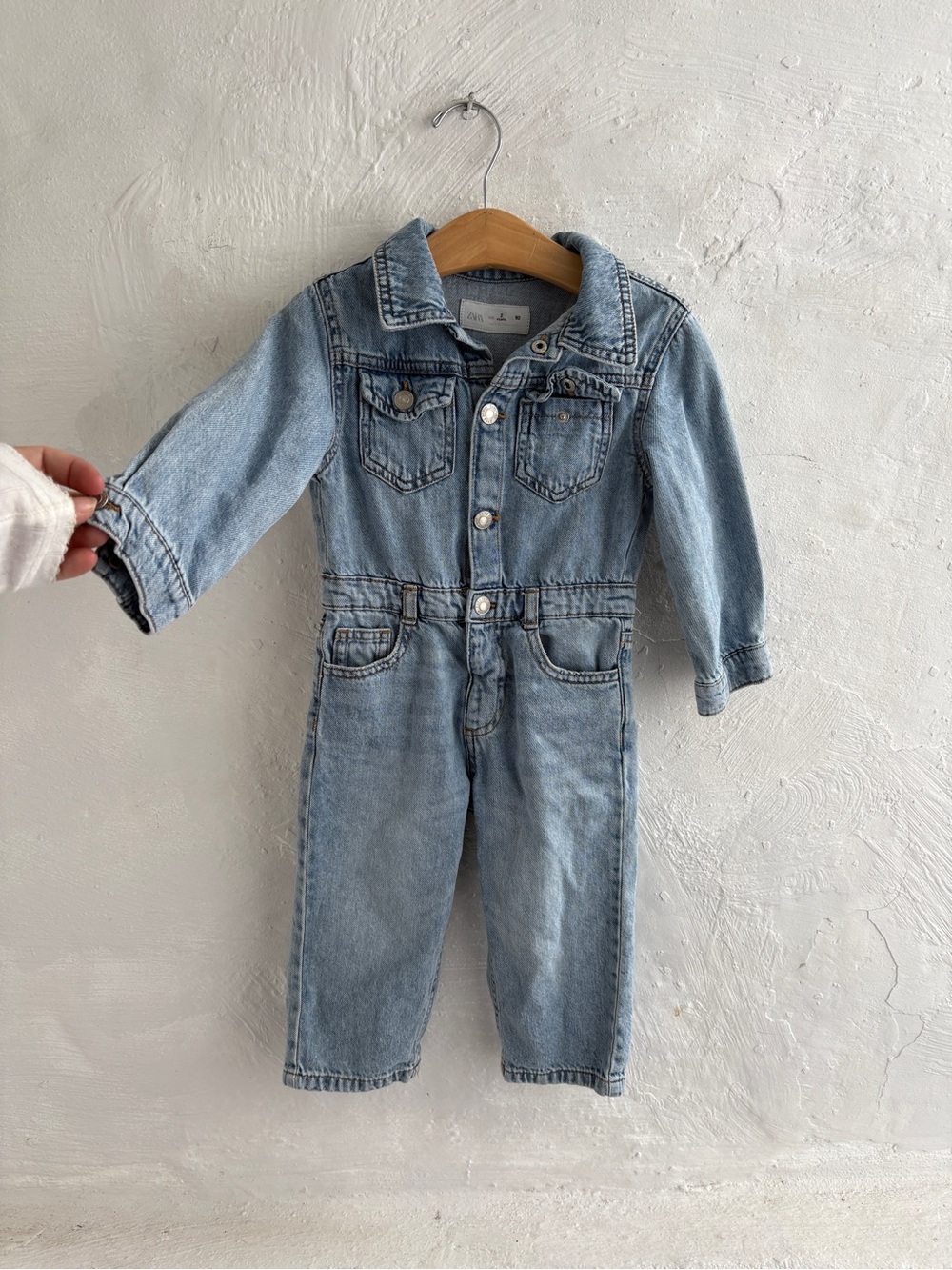 Zara girls size 2T denim jumpsuit - Picture 4 of 6